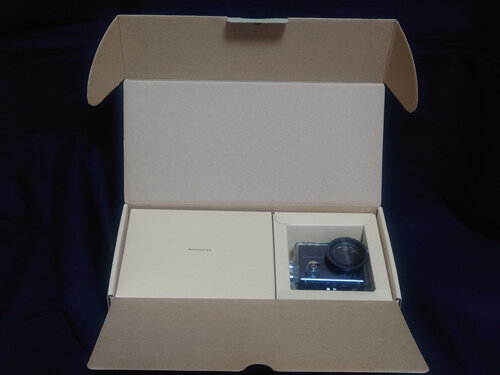 アクションカメラ CT8500 箱開